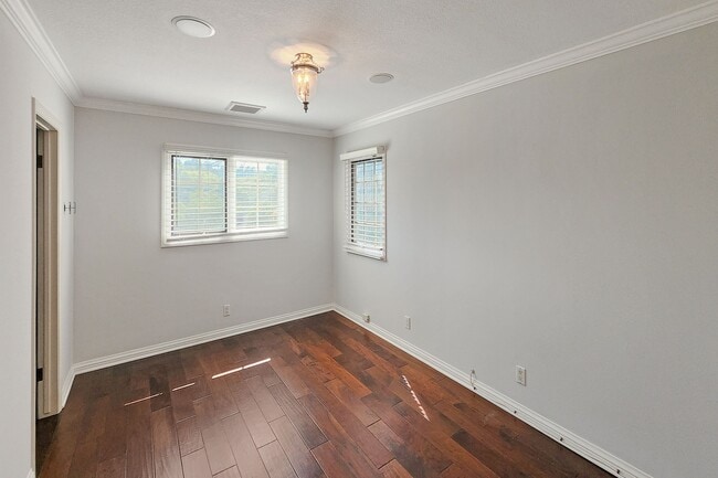 Building Photo - 209 San Miguel Rd