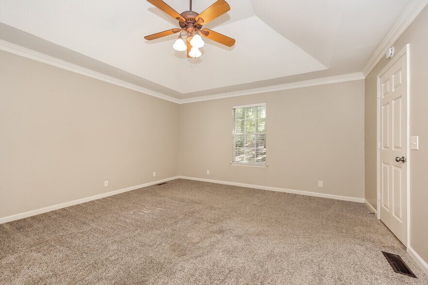 Building Photo - 3724 Belle Oaks Dr