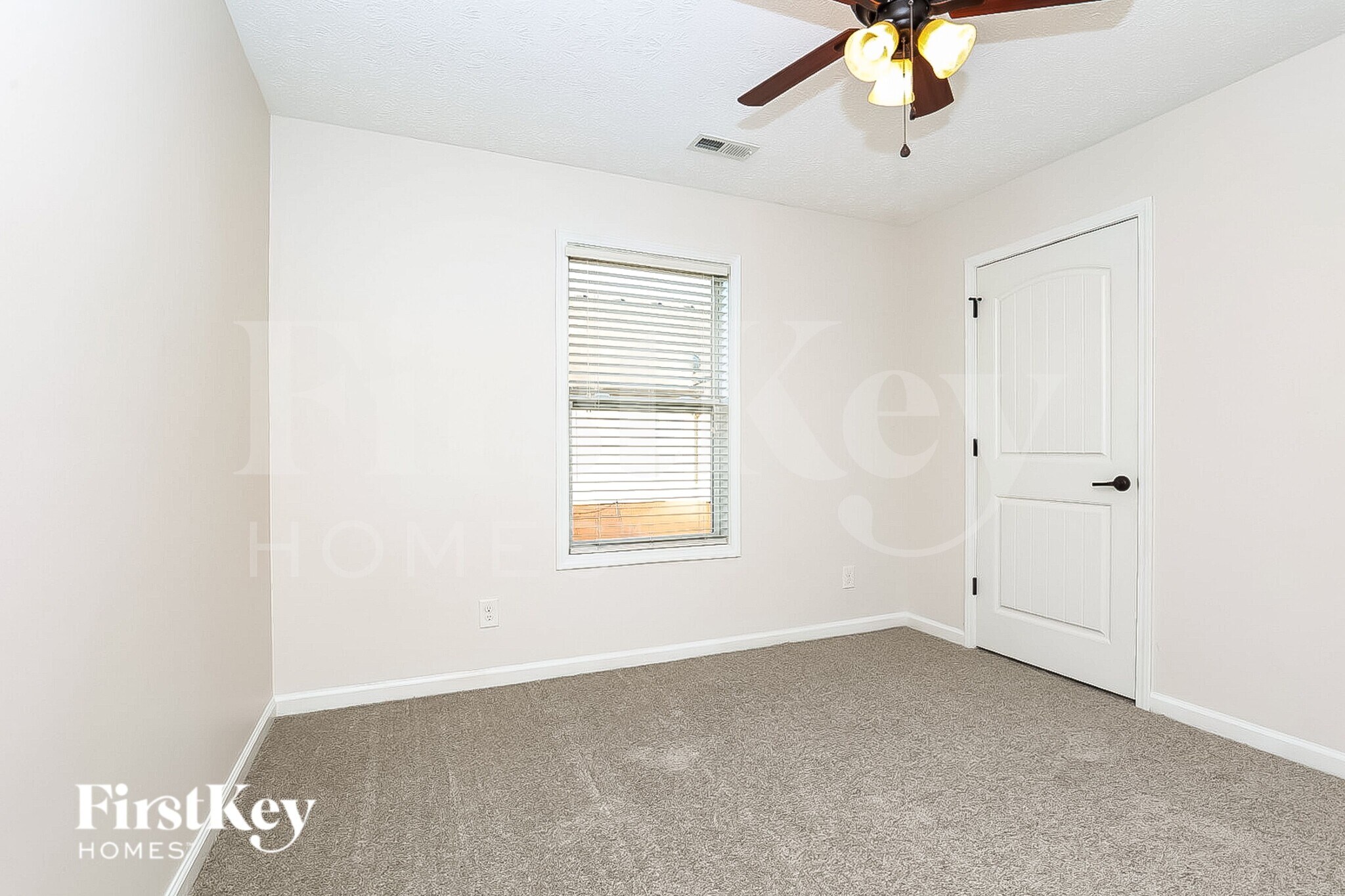 Building Photo - 3481 Sikorsky Ln