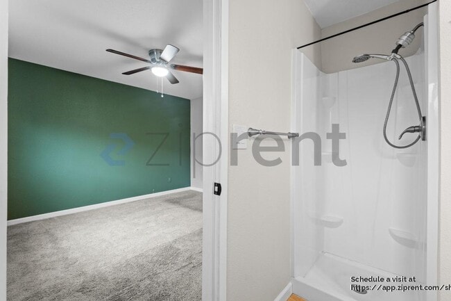 Building Photo - 1821 Debonaire Dr