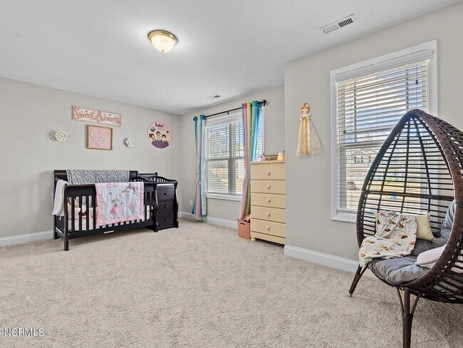 Building Photo - 615 Overland Ct