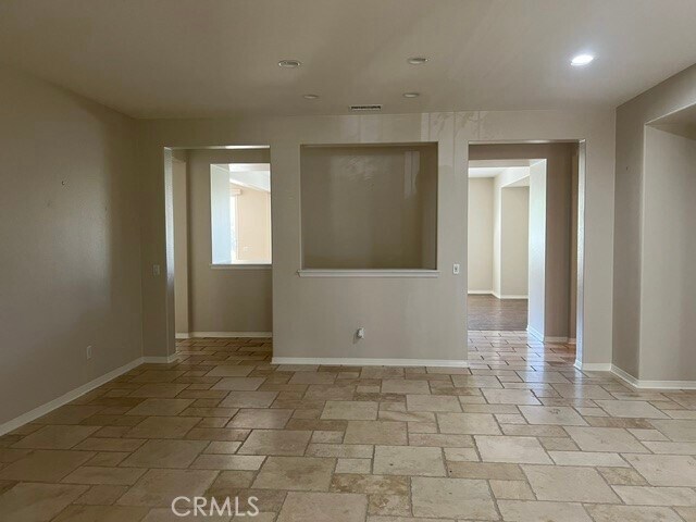 Building Photo - 27840 Pointe Breeze Dr