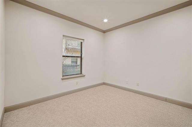 Building Photo - 3142 Ross Ave
