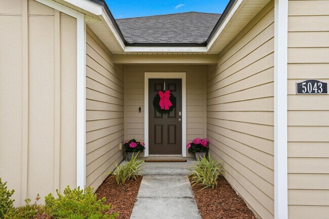 Building Photo - 5043 Big Pine Dr