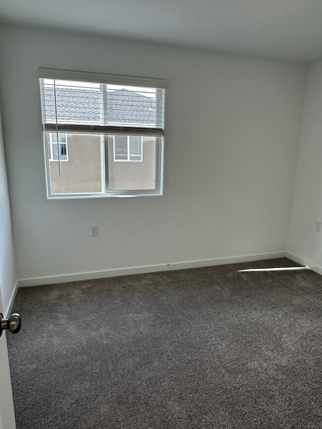 Building Photo - 4417 Hampton Wy