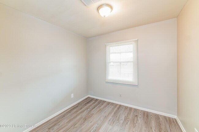 Building Photo - 9939 Appollo Ct