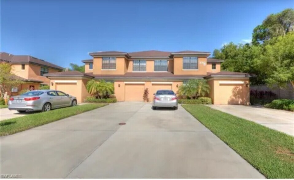 Building Photo - 3702 Pino Vista Way