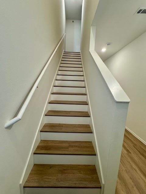 Building Photo - 2801 W Mockingbird Ln