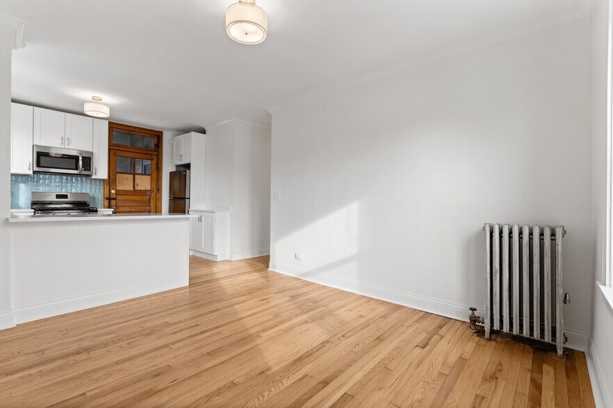 Building Photo - 5408 W George St