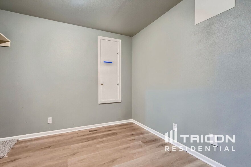 Building Photo - 20204 E Progress Pl