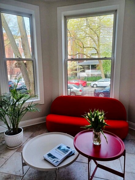 Building Photo - 5811 N Winthrop Ave