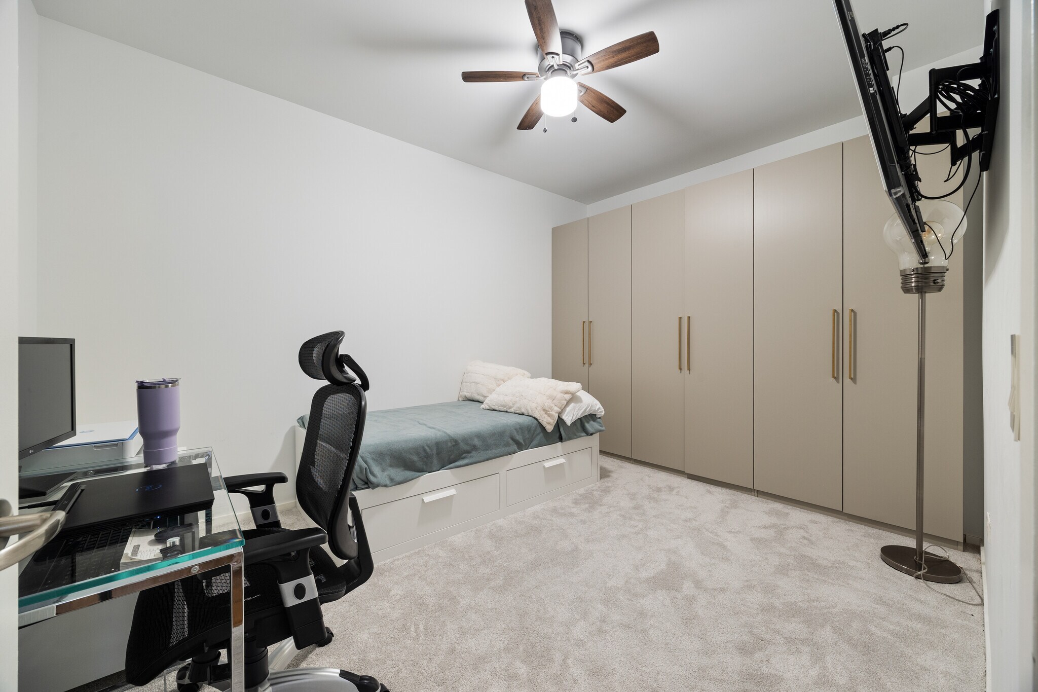 Building Photo - 310 S Michigan Ave