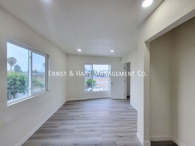 Building Photo - 3311 D Platt Ave