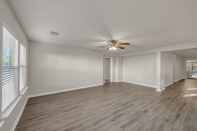 Building Photo - 9518 Milas Way