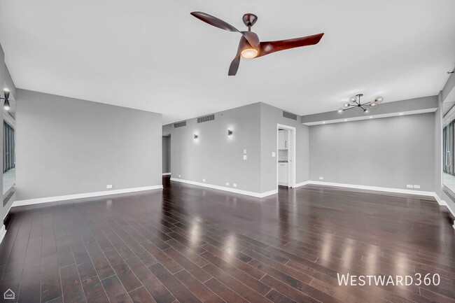 Building Photo - 161 E Chicago-49B