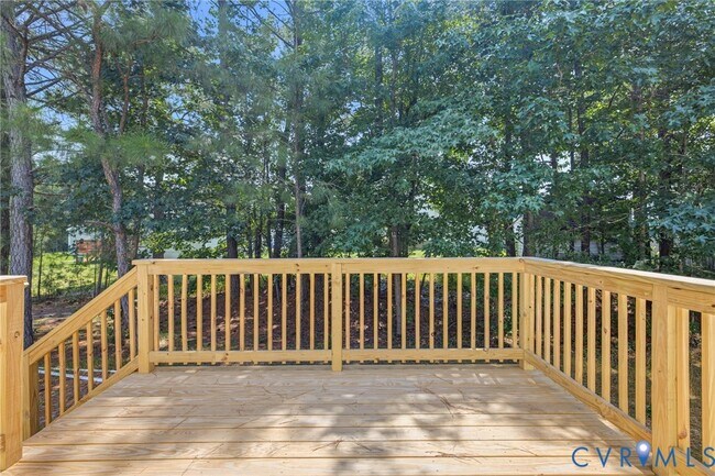 Building Photo - 21169 Baileys Ln