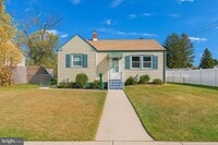 Building Photo - 610 Lee Ave