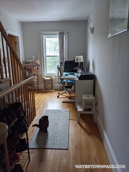 Building Photo - 18 Otis St