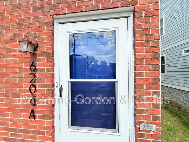 Building Photo - 6204A Louisiana Ave
