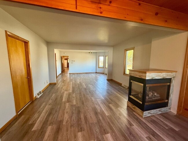 Primary Photo - 3 Bed 1.5 Bath Single Family Home in Elcho