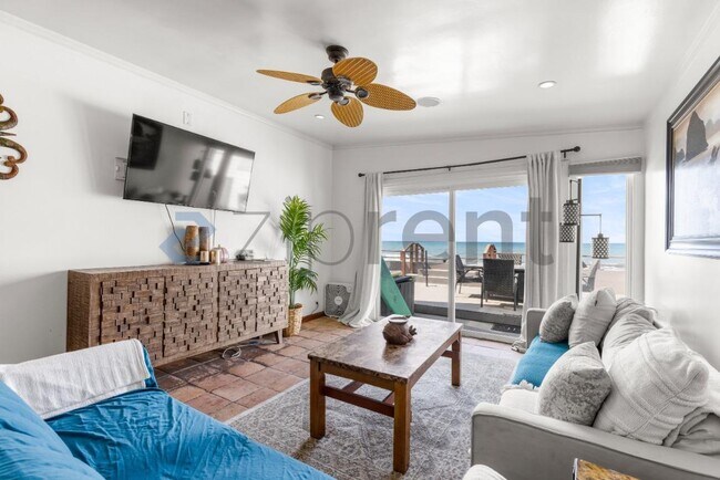 Building Photo - Unit