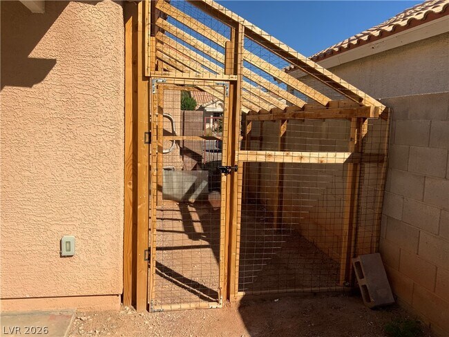 Building Photo - 216 Red Cloud Terrace