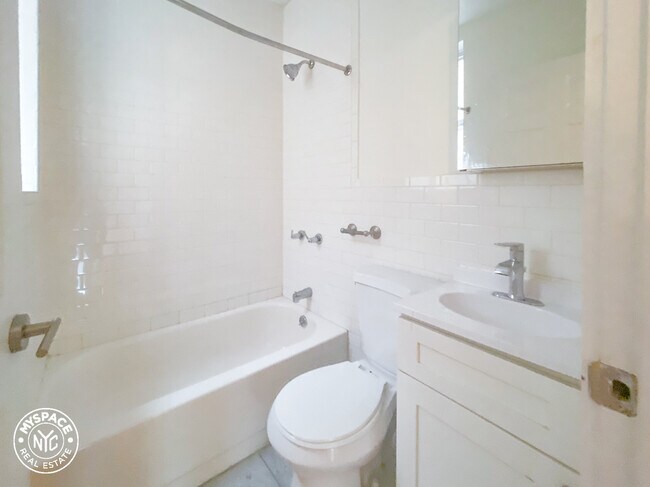 Building Photo - 199 Freeman St