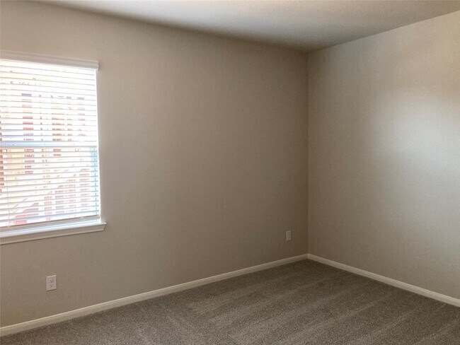 Building Photo - 22826 Ephesus Ave