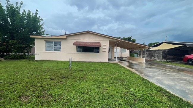 Building Photo - 301 N 67th Ave