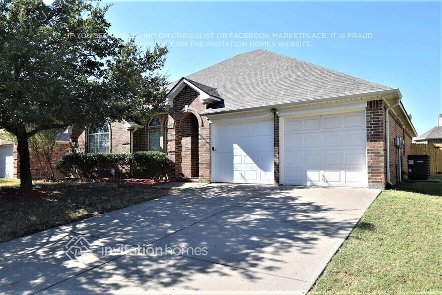 Building Photo - 2919 Crystal Way
