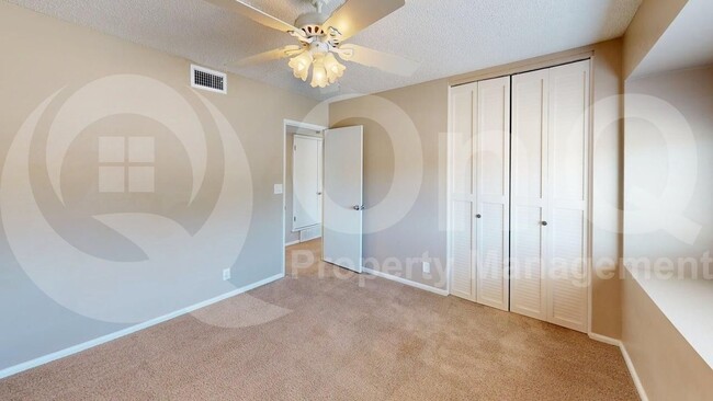 Building Photo - 826 S Sarnoff Dr