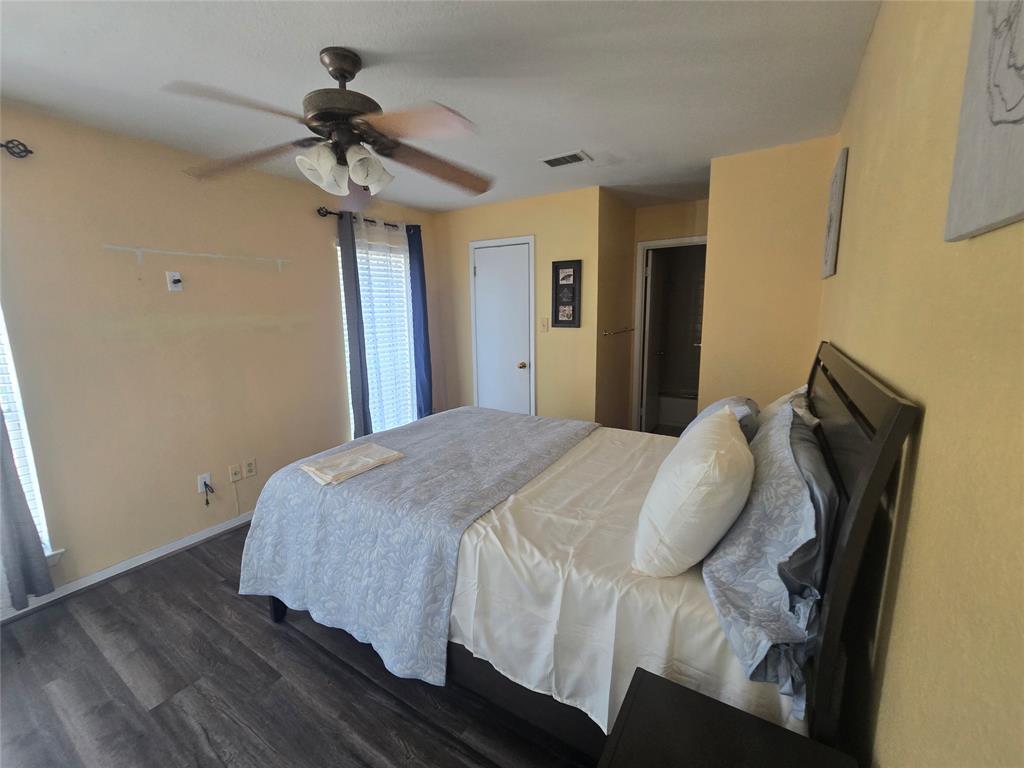 Building Photo - 2626 Holly Hall St