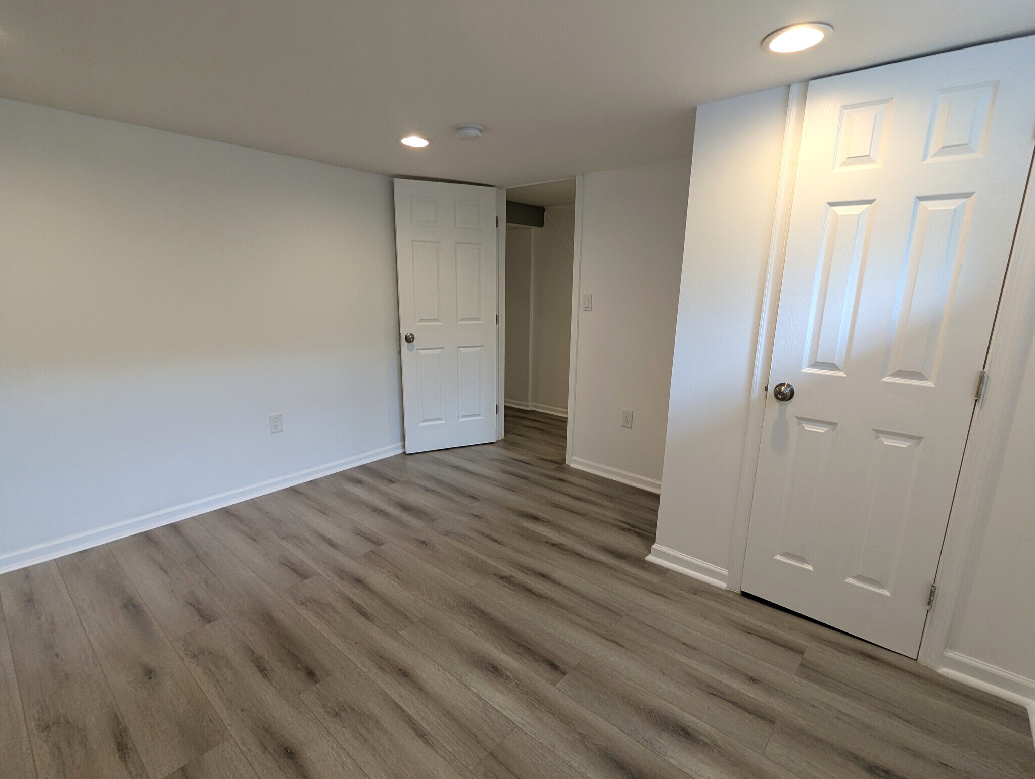 Building Photo - 2502 Park Heights Ter