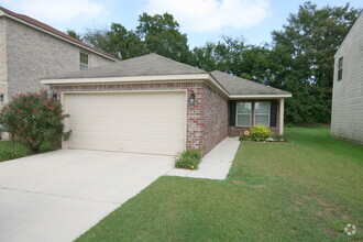 Building Photo - 225 Bermuda Lakes Dr