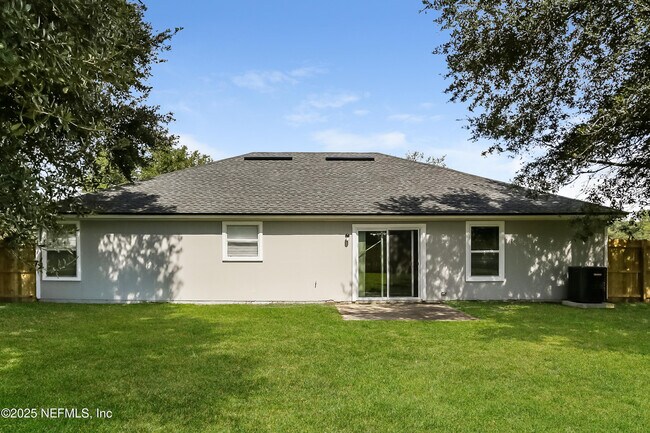 Building Photo - 11480 Rolling River Blvd