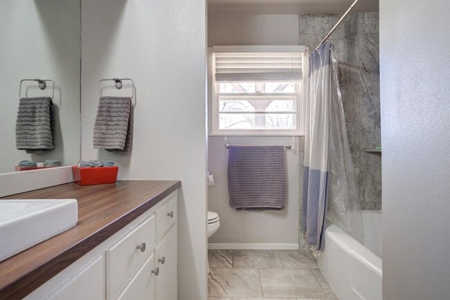 Building Photo - PRE-LEASING for AUGUST - A Great Farmhouse Chic 3/2/2 near Texas Tech