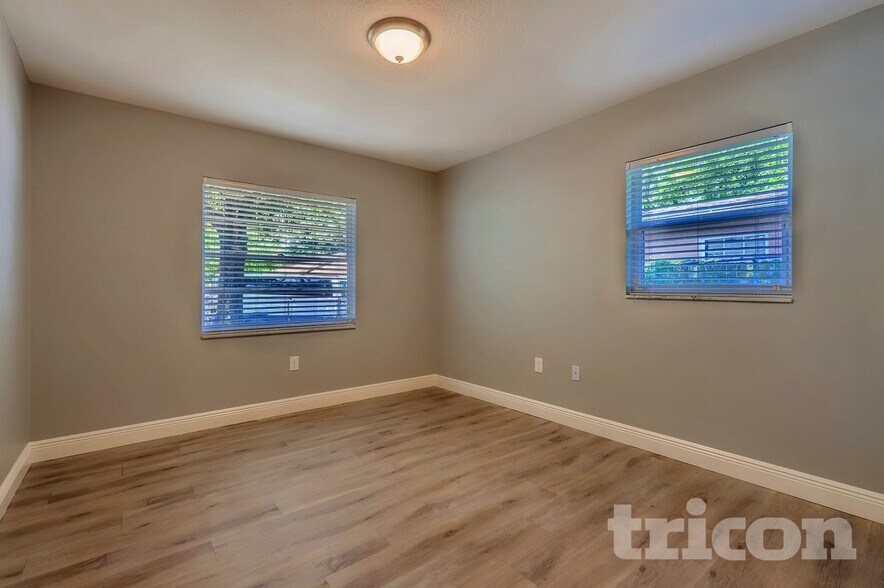 Building Photo - 8307 N Elmer St