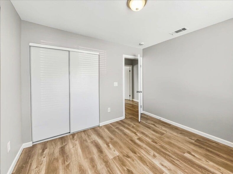 Building Photo - 5228 French Lavender St