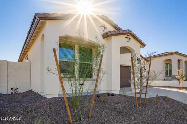 Building Photo - 21301 W Roanoke Ave