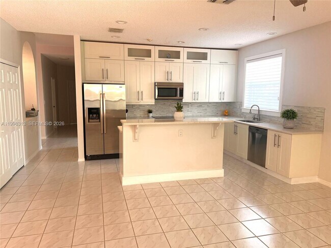 Building Photo - 15761 SW 148th Terrace