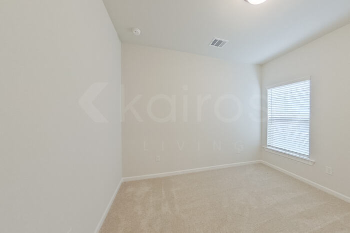 Building Photo - 210 Peppercorn Wy