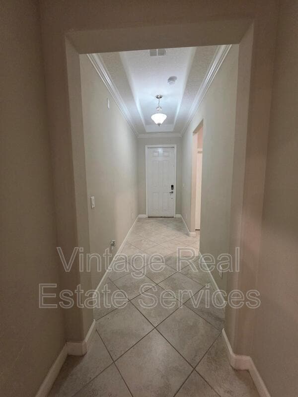 Building Photo - 10049 Victory Gallop Loop