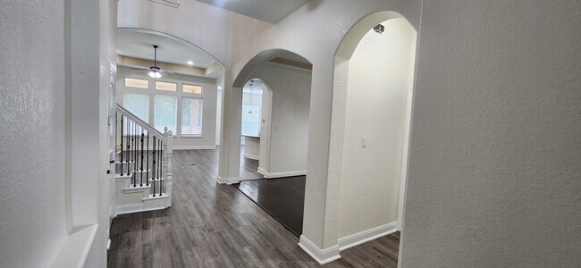 Building Photo - The Summit at Alamo Ranch-Gorgeous 5-Bedroom Home