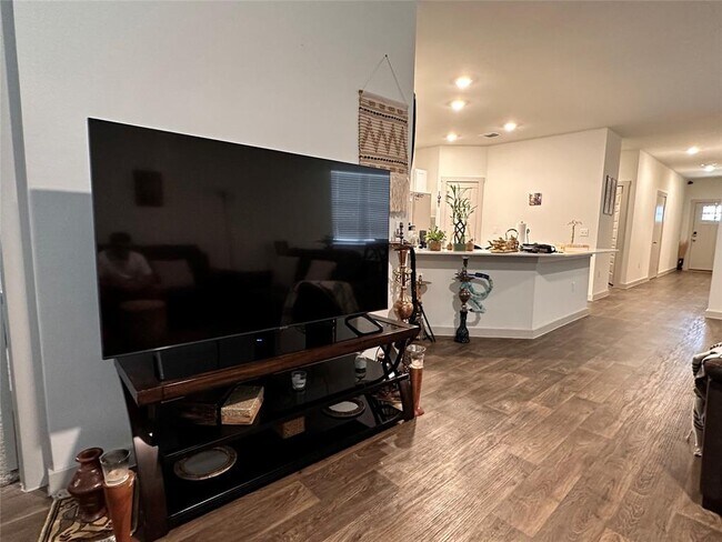 Building Photo - 630 Concho River Dr