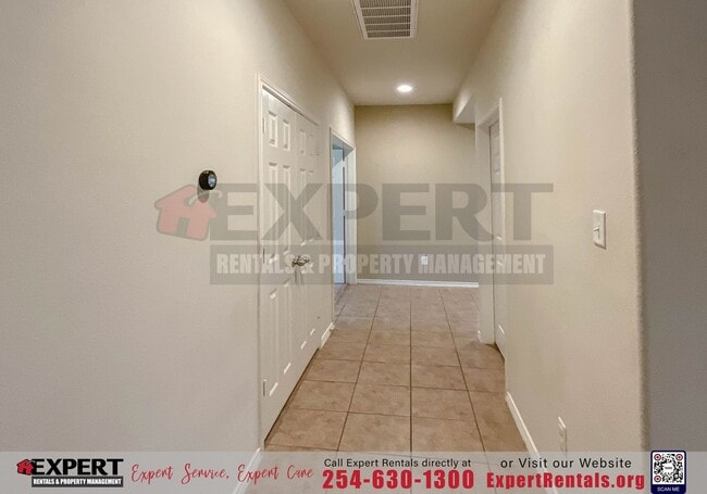 Building Photo - Enchanting 4-bedroom, 2-bathroom home nestled in Splawn Ranch!