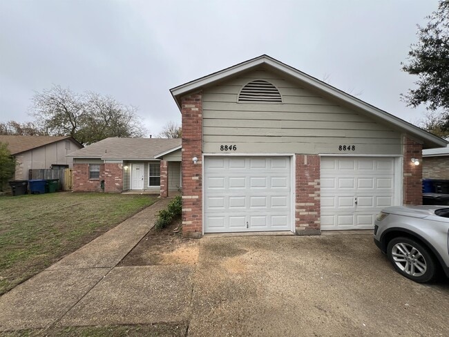 Building Photo - 8846 Meadow Range St