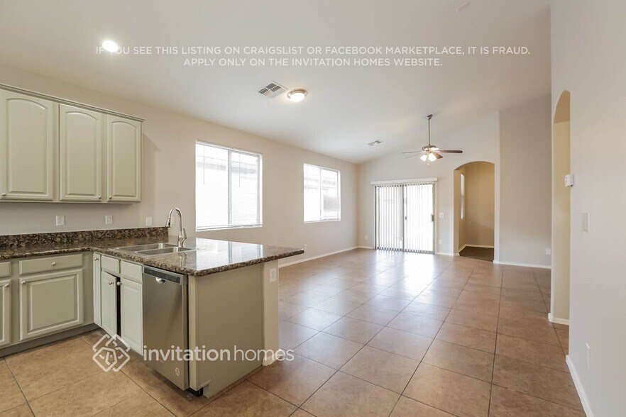 Building Photo - 3726 W Apollo Rd