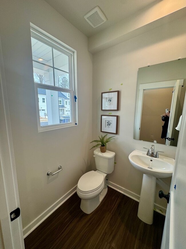 Building Photo - NEW CONSTRUCTION;3BR/2BA Townhome in Griffith Lakes