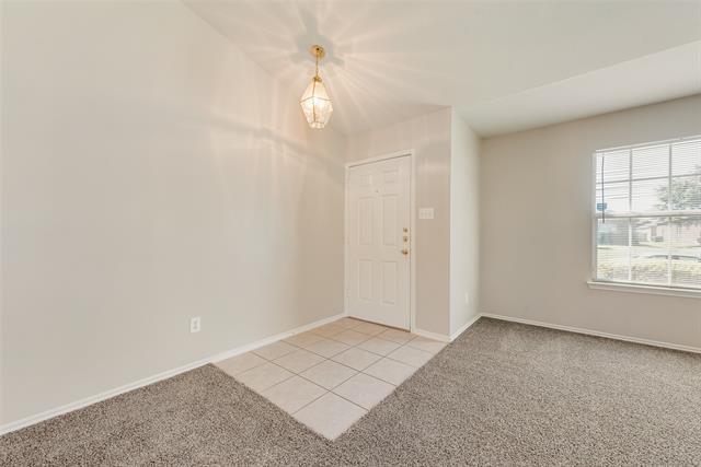 Building Photo - 1217 Spring Water Dr