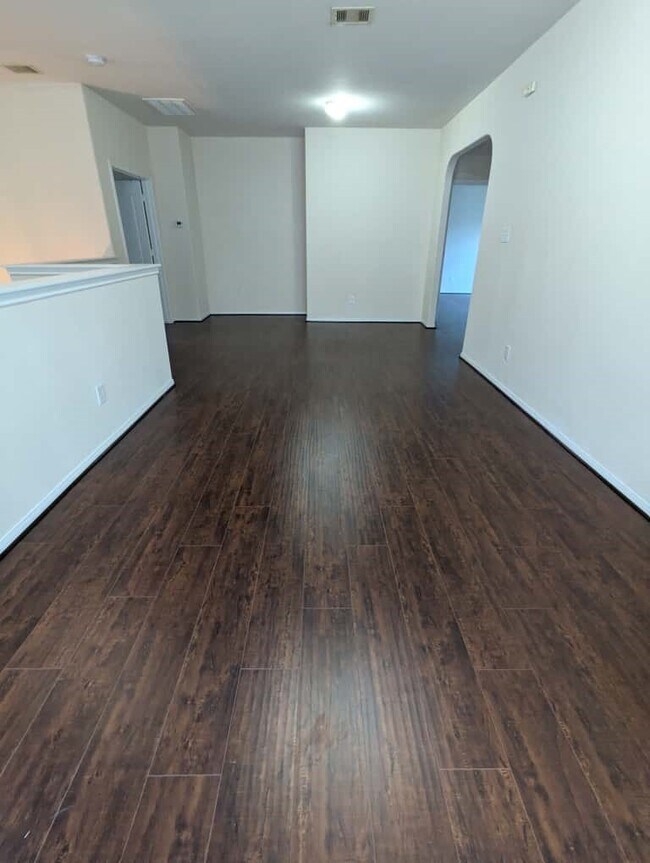 Building Photo - 426 Dockside Terrace